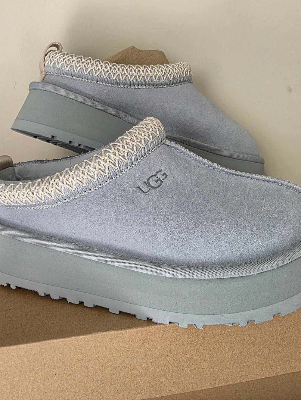 Authentic UGG Womens Tazz Slipper -Sea Foam - Picture 3 of 9